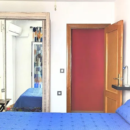 Apartment Los Canos II - Calm Home - Option Cheap Parking *
