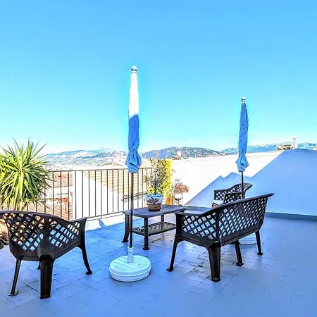 Apartment Los Canos II - Calm Home - Option Cheap Parking *